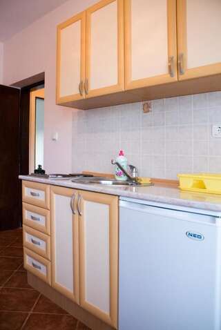 Апартаменты LAV Apartments Херцег-Нови Апартаменты с 1 спальней, террасой и видом на море-12