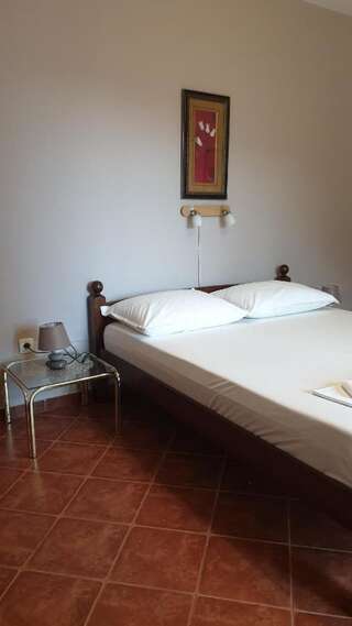 Апартаменты LAV Apartments Херцег-Нови Апартаменты с 1 спальней, террасой и видом на море-3