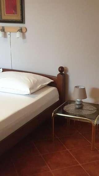 Апартаменты LAV Apartments Херцег-Нови Апартаменты с 1 спальней, террасой и видом на море-4